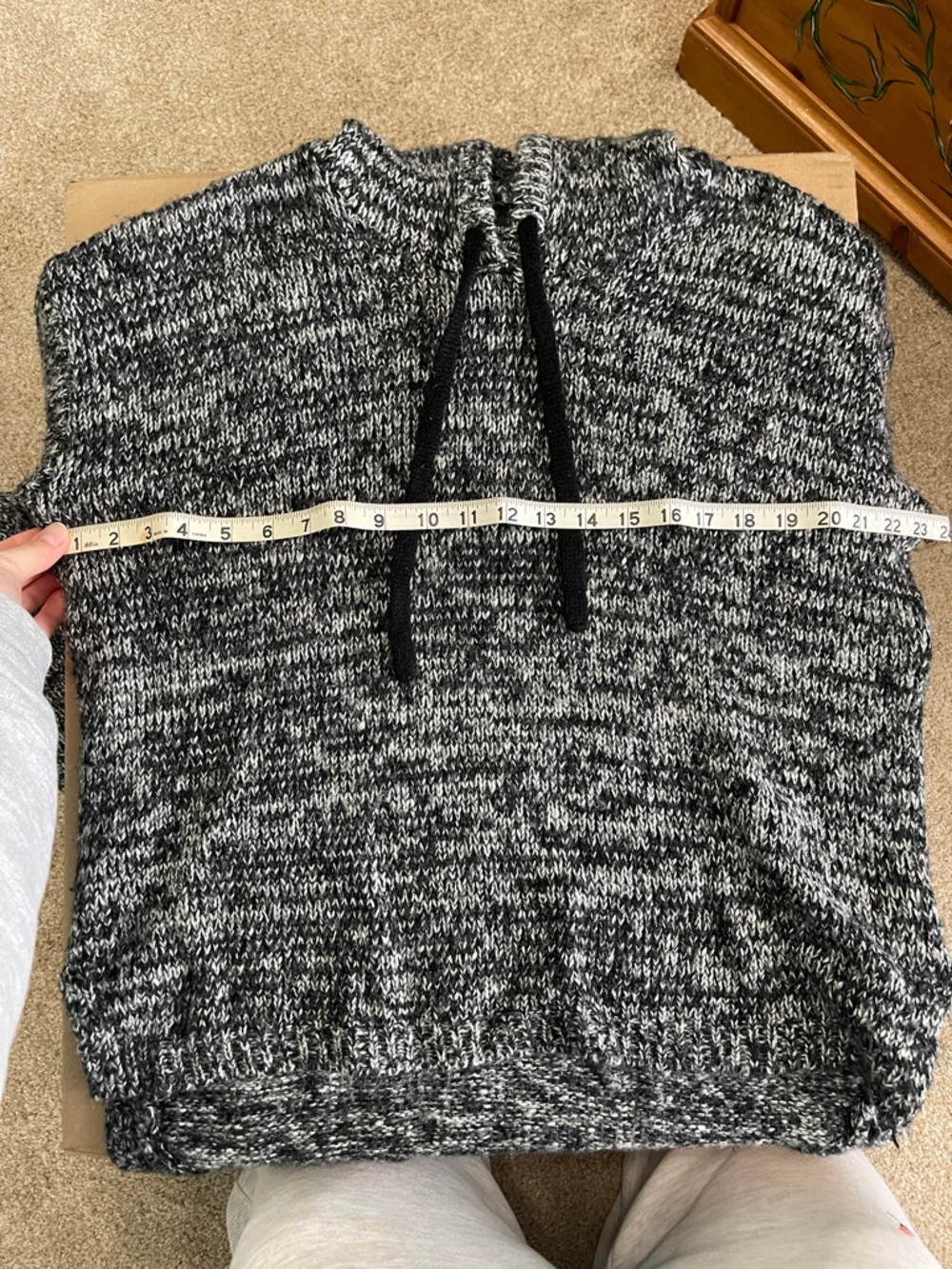 Forever 21 Black & White Marled Knit Sleeveless Hoodie